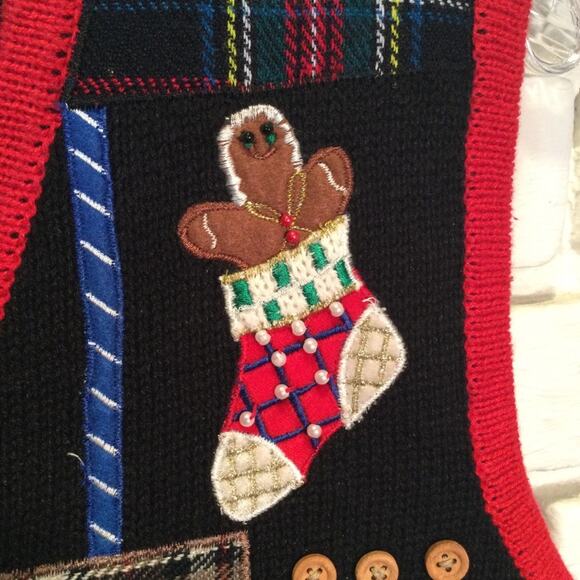 Festive Patchwork Holiday Sweater Vest Petite M - Picture 3 of 7